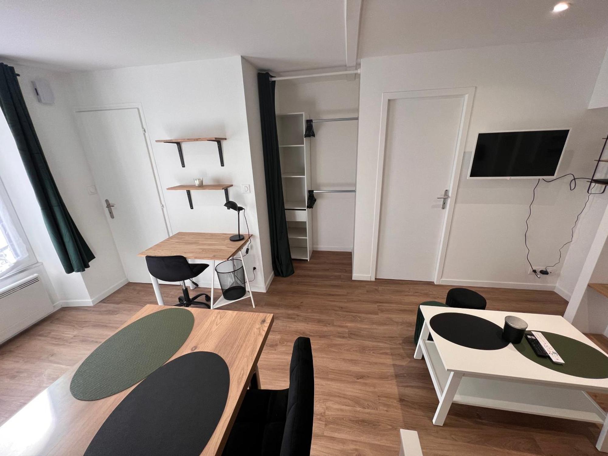 Les Bords Du Clain - Entree Autonome Studio Poitiers Kültér fotó